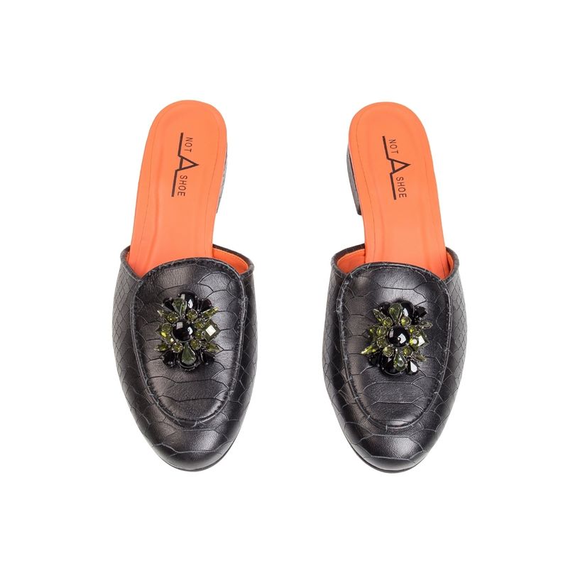 slip-on-croco-preto-frente