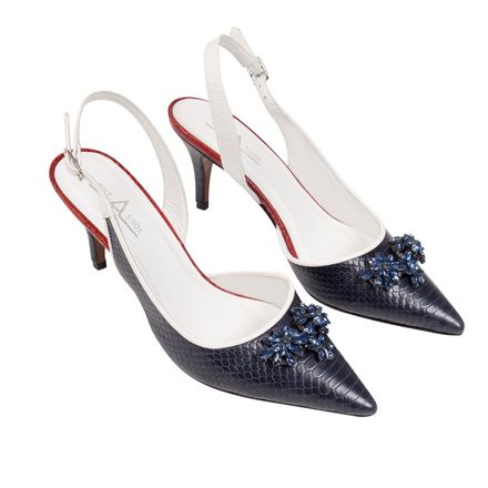 Scarpin Marinho