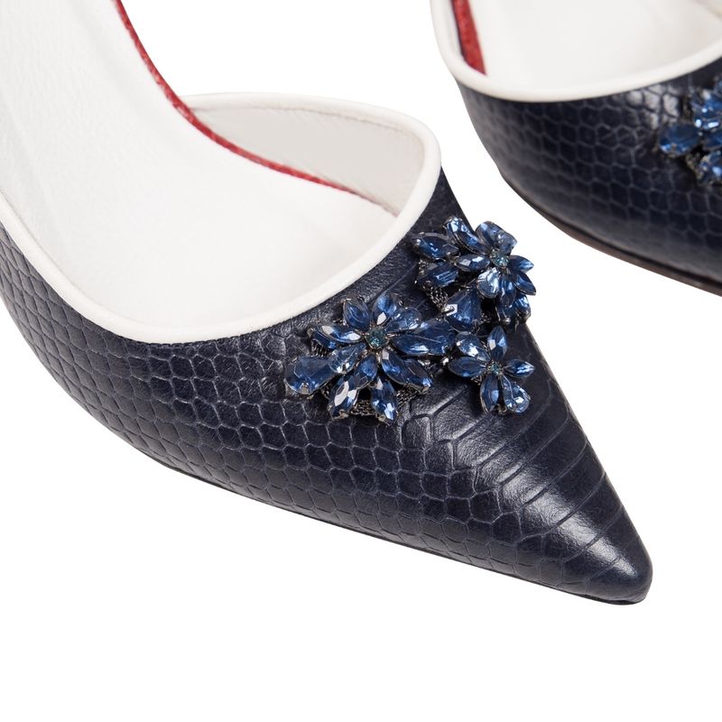 Scarpin-Marinho-Broche
