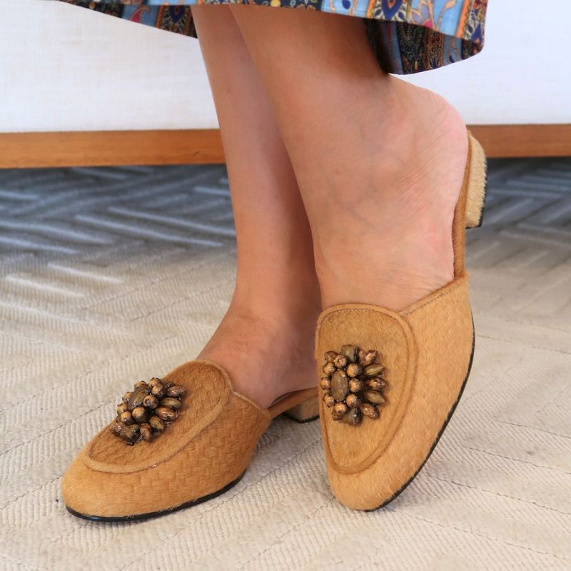 Slip-On-Camel